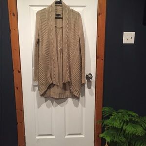 Le Chateau Cardigan